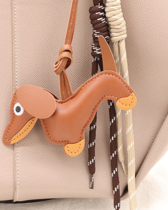Schlüsselanhänger Taschenanhänger Dackel Dachshund Wiener Dog Braun Trend Anhänger Bag Charm Accessoire Handbag Charm