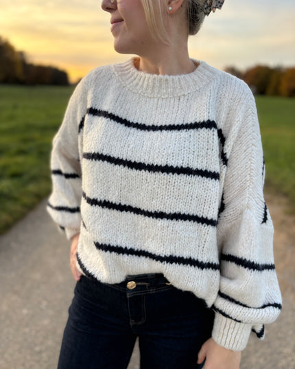 Pullover „Striped“ mit Streifen & Puffärmeln – Schwarz/Dunkelblau-Weiß – Made in Italy