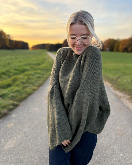 Oversize Pullover Mia Extra weite Ärmel Kaki Grün