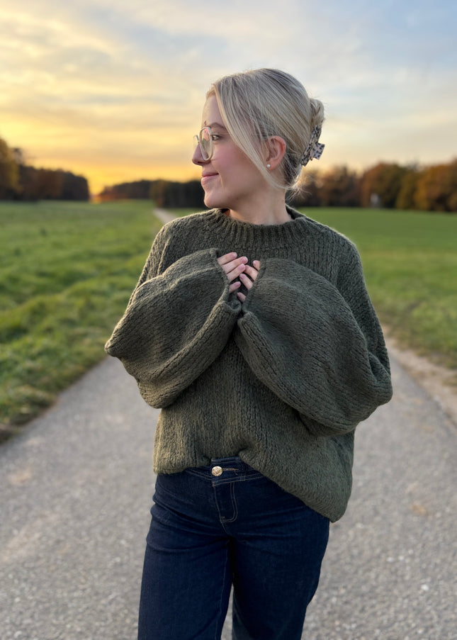 Oversize Pullover Mia Extra weite Ärmel Kaki Grün