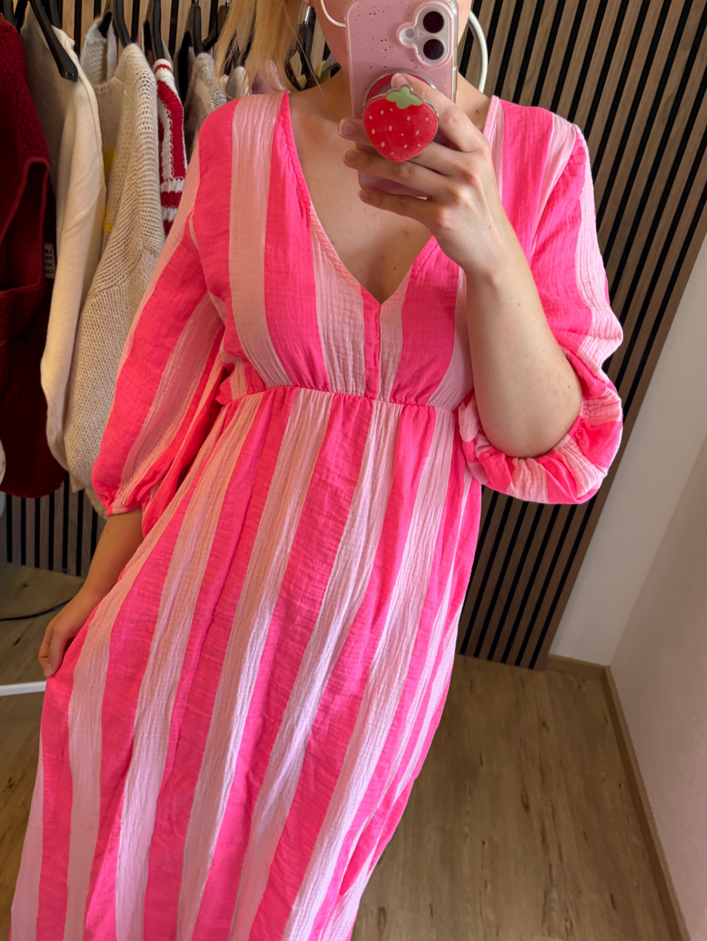 Musselinkleid Neon mit Streifen Rosa Pink Made in Italy