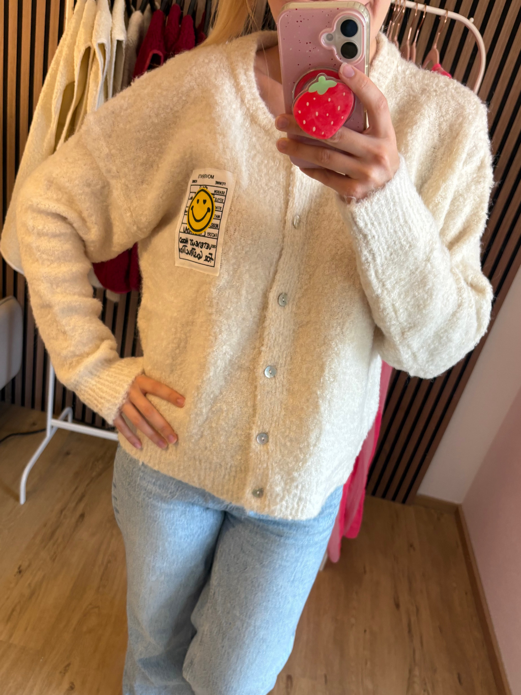 Cardigan Happy Smile Beige Weiß Smiley Applikation
