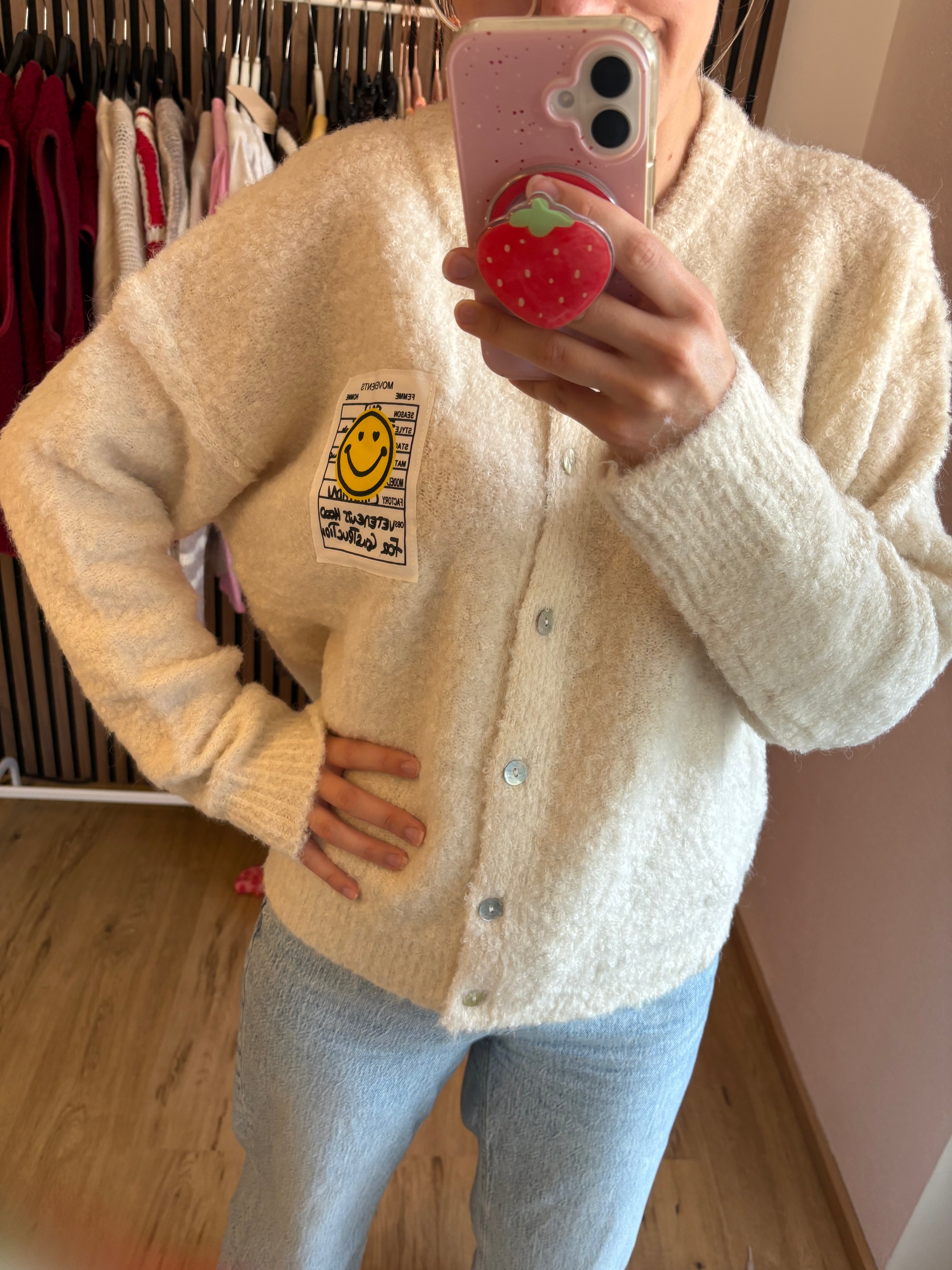 Cardigan Happy Smile Beige Weiß Smiley Applikation