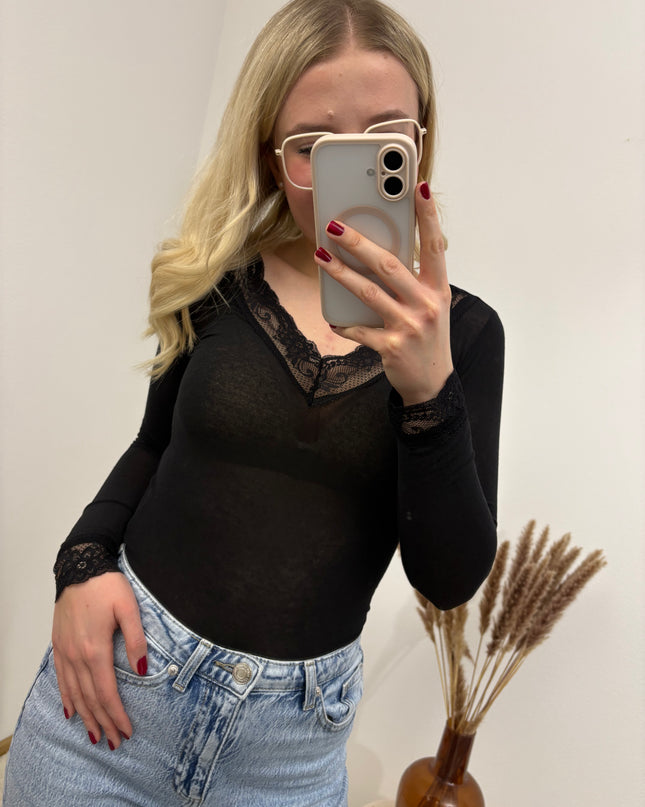 Cashmere Langarmshirt mit Spitze einfarbig Schwarz Basic