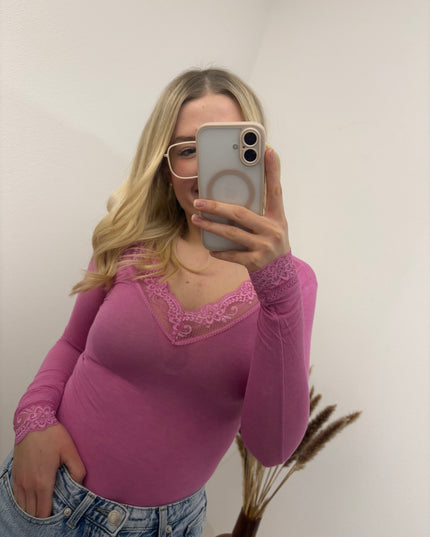 Cashmere Langarmshirt mit Spitze einfarbig Pink Magenta
