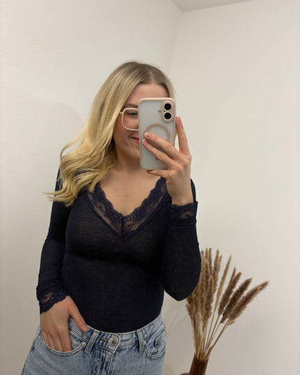 Cashmere Langarmshirt mit Spitze einfarbig Dunkelblau Marine