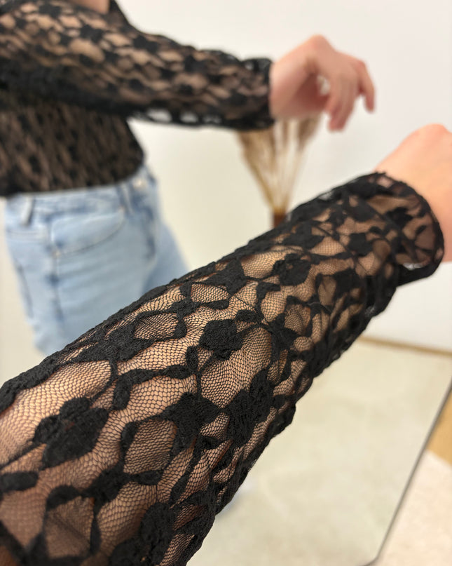 Spitzenshirt Rosi Schwarz Florale Spitze Transparent