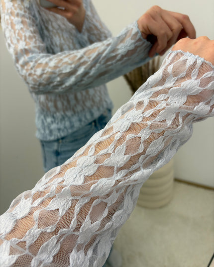 Spitzenshirt Rosi Hellblau Blau Florale Spitze Transparent