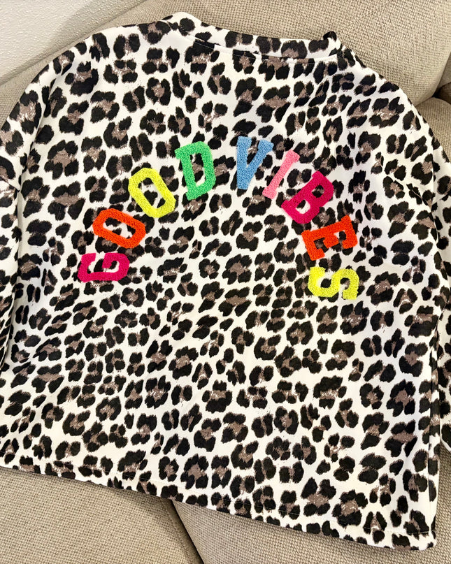 Good Vibes Sweater Pullover Leo