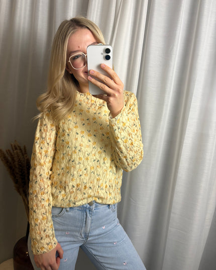 Spitzenshirt Rosi mit Blümchen Floral