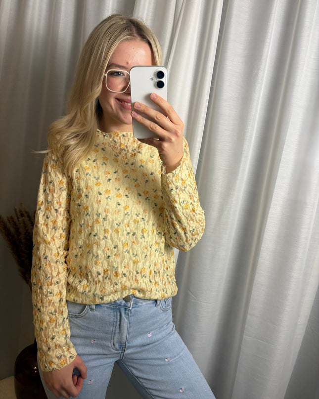 Spitzenshirt Rosi mit Blümchen Floral