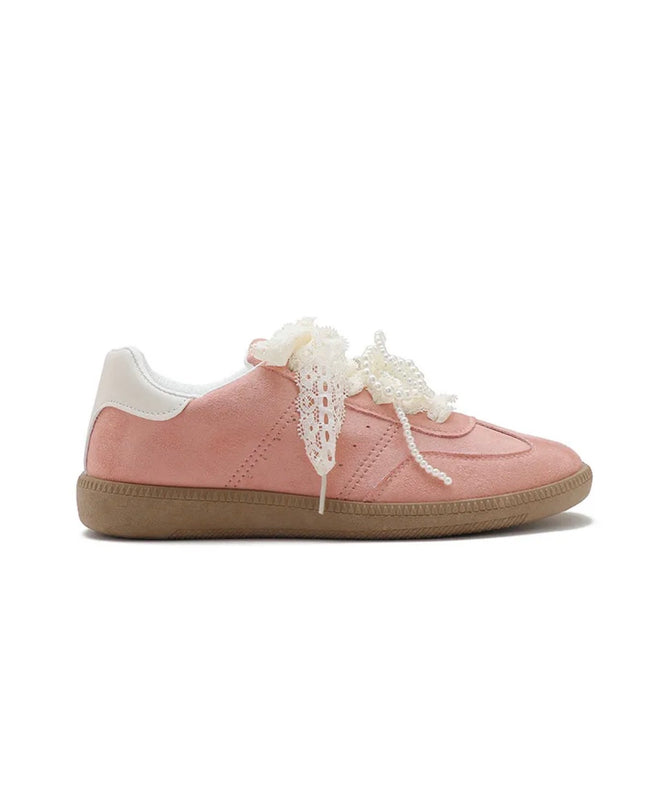Sneaker mit Schnürsenkel aus Spitze