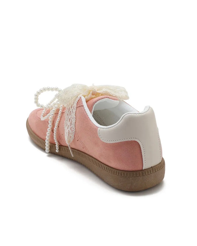 Sneaker mit Schnürsenkel aus Spitze